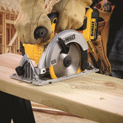 DEWALT 20V MAX Circular Saw, Cordless Sidewinder Style Portable, 6-1/2-Inch Blade, 5150 RPM, 0-50 Degree Bevel Capability, Battery Not Included (DCS391B)